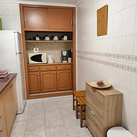 شقة Cozy Retreat With Terrace And Balcony Access تورّيفيِخا